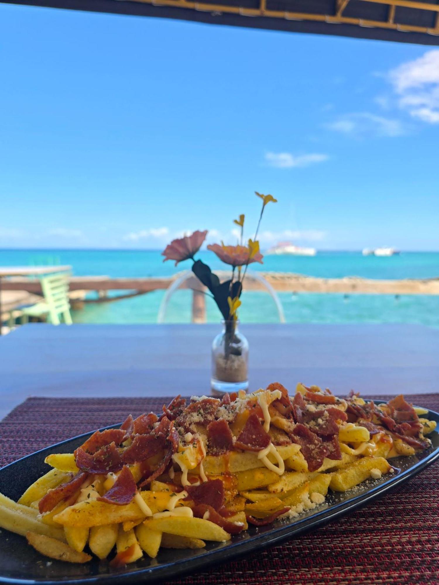 Ocean Palms Hotel Ocho Rios Kültér fotó