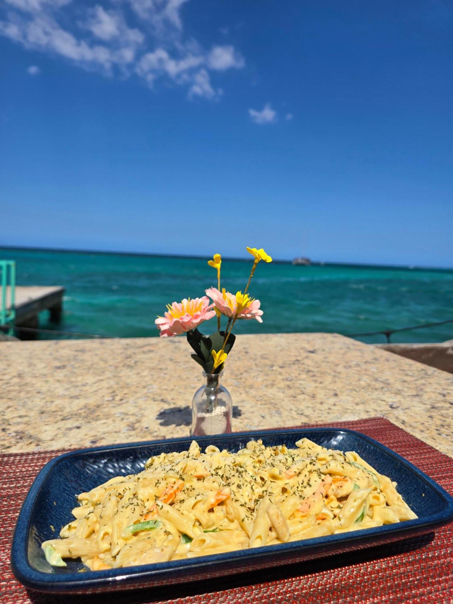Ocean Palms Hotel Ocho Rios Kültér fotó