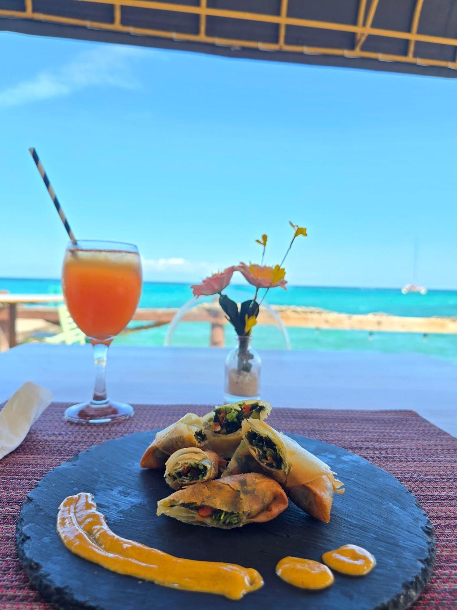 Ocean Palms Hotel Ocho Rios Kültér fotó